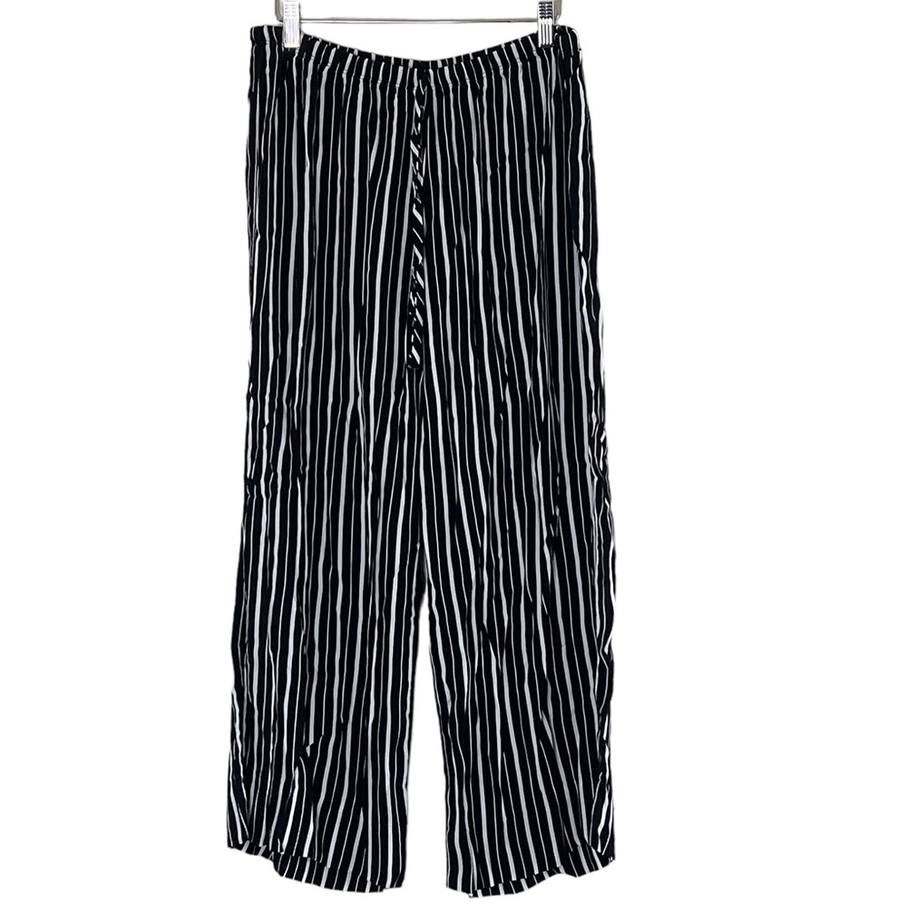 White House Black Market | Black and white striped rayon wide leg pants …